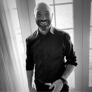 Meet your Posher, Adam